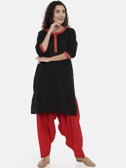 Souchii Red Solid Regular-Fit High-Rise Patiala