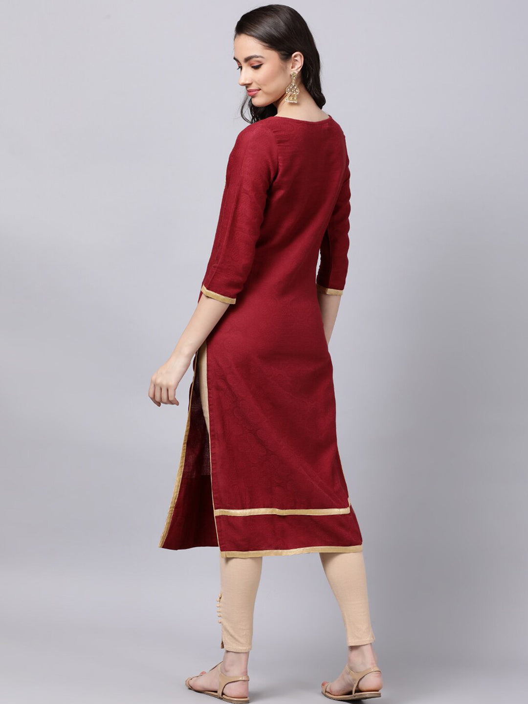Souchii Maroon & Yellow Thread Work Grandeur & Majestic Artwork Cotton Kurta
