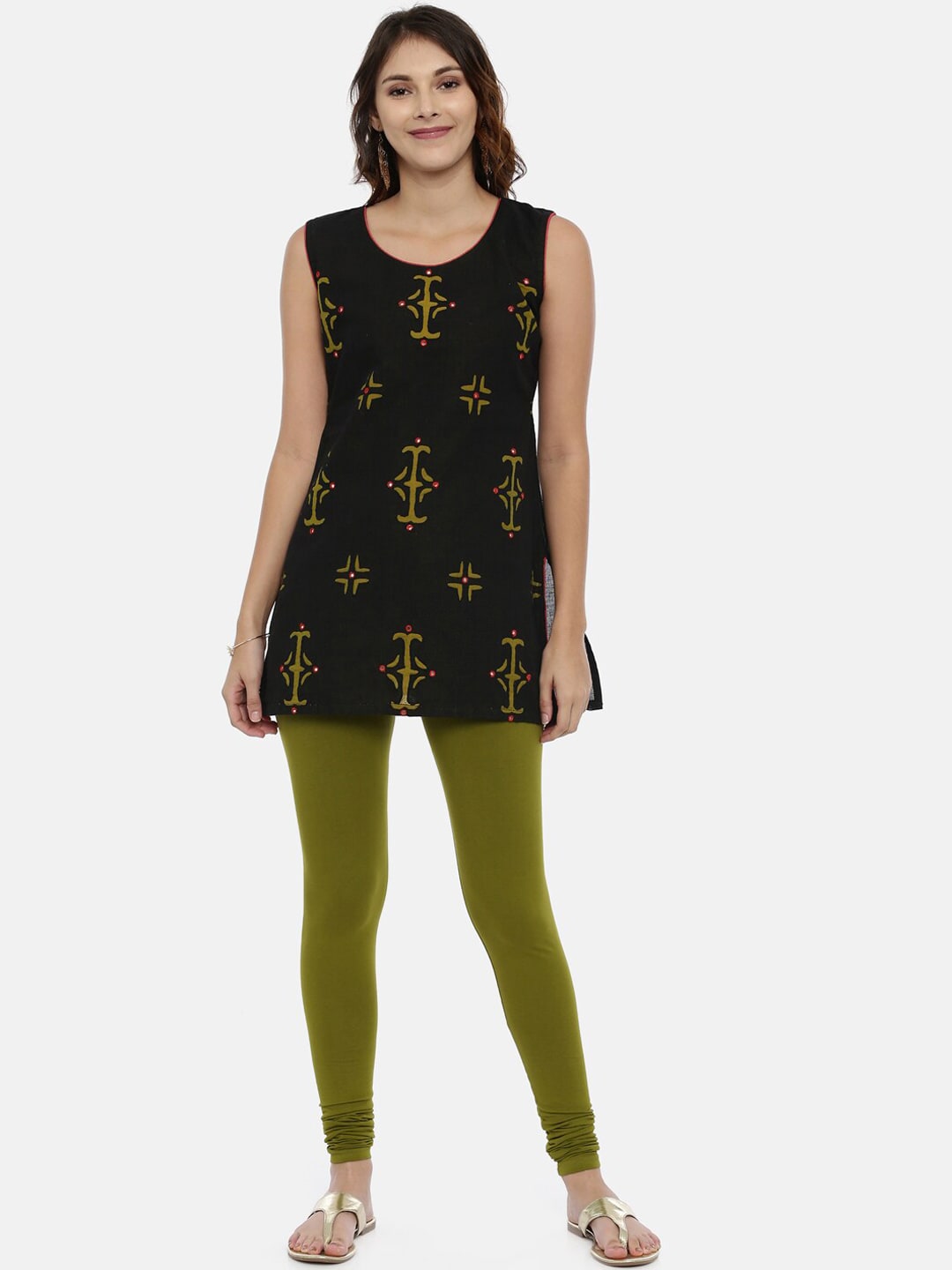 Souchii Olive Green Solid Slim-Fit Churidar-Length Leggings