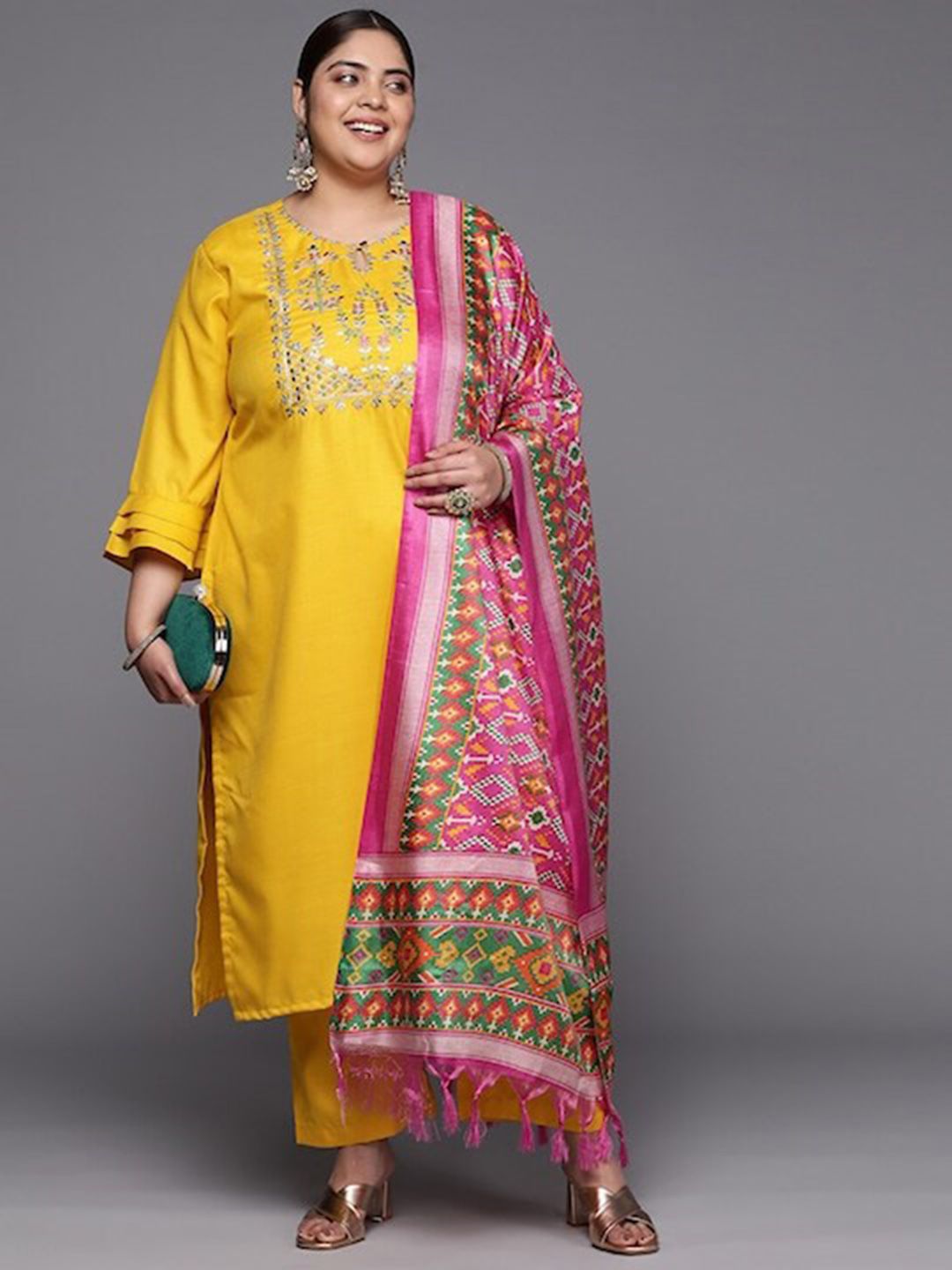 Sztori Plus Size Yoke Design Pure Cotton Kurta With Trousers & Dupatta