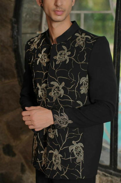 Classic Black Bandhgala Ensemble – Tortoise Embroidery by Hilo Design