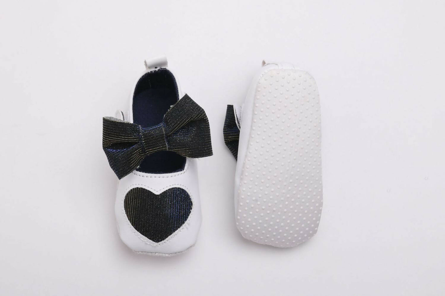 Tiny Bugs Girls Heart Bow Detailing Booties - White & Black
