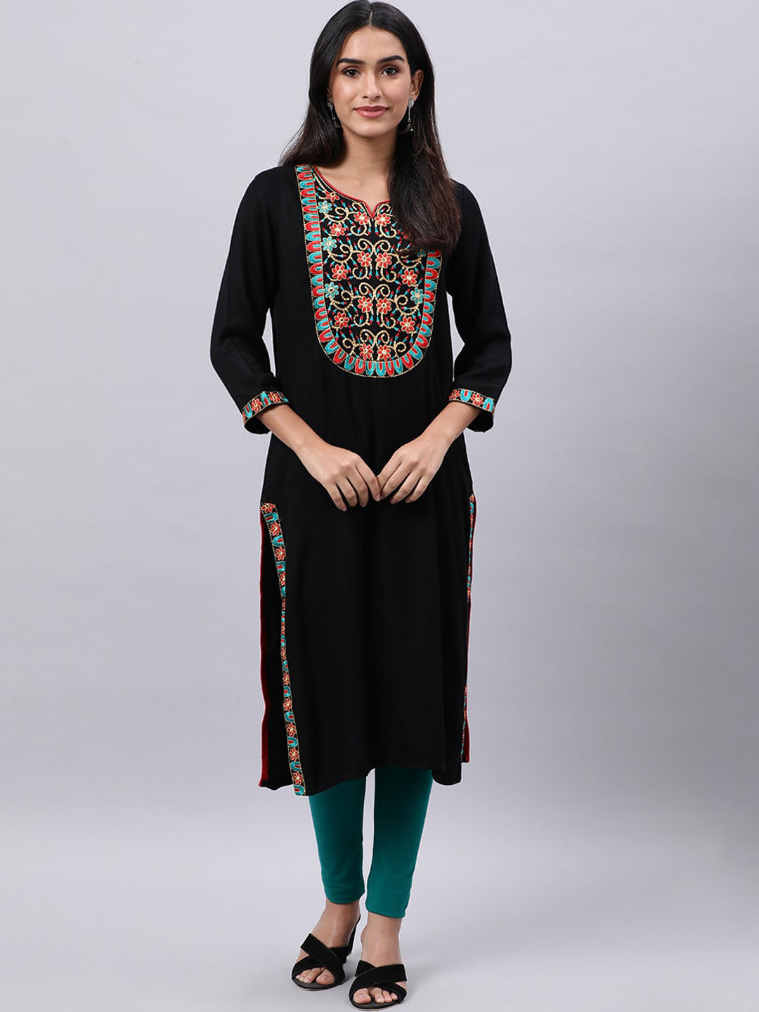 Souchii Women Ethnic Motifs Yoke Design Mirror Work Beautiful Kurta