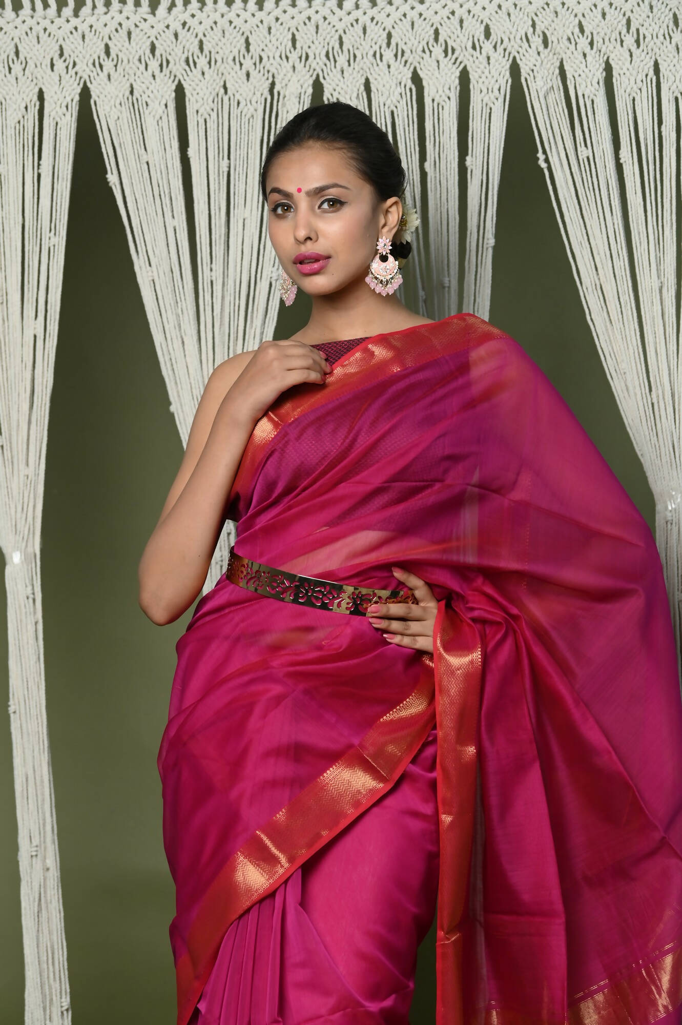 Very Much Indian Handloom Cotton Silk Maheshwari Saree With Sleek Golden Border - Red