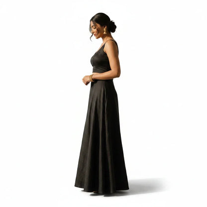 Satin silk sleeveless blouse : Black