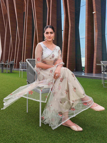 Tikhi Imli Embellished Women Saree