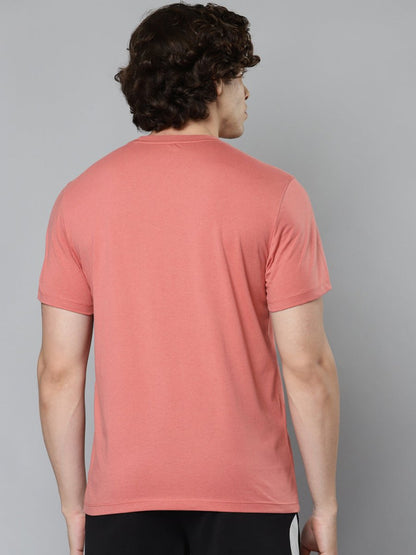 Alcis Men Pink Typography Printed Slim Fit Running T-shirt
