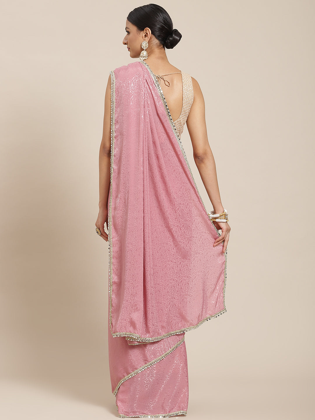 Tikhi Imli Pink Ethnic Motifs Print Saree