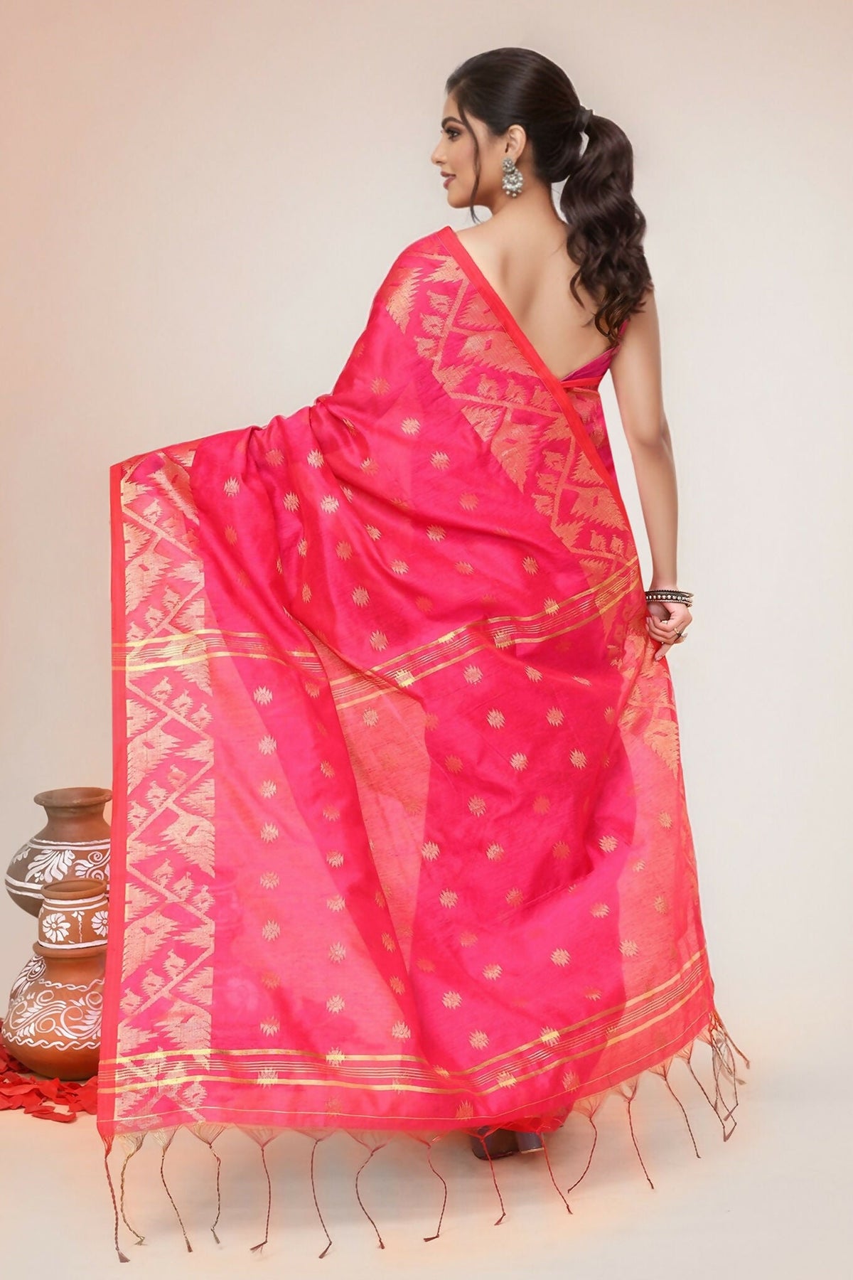 Joban Fashion Pink Cotton Blend Handloom Saree