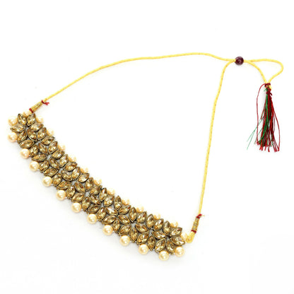 Mominos Fashion Johar Kamal Gold-Polished Brass Finish Kundan/Pearls Choker For Women (Golden)