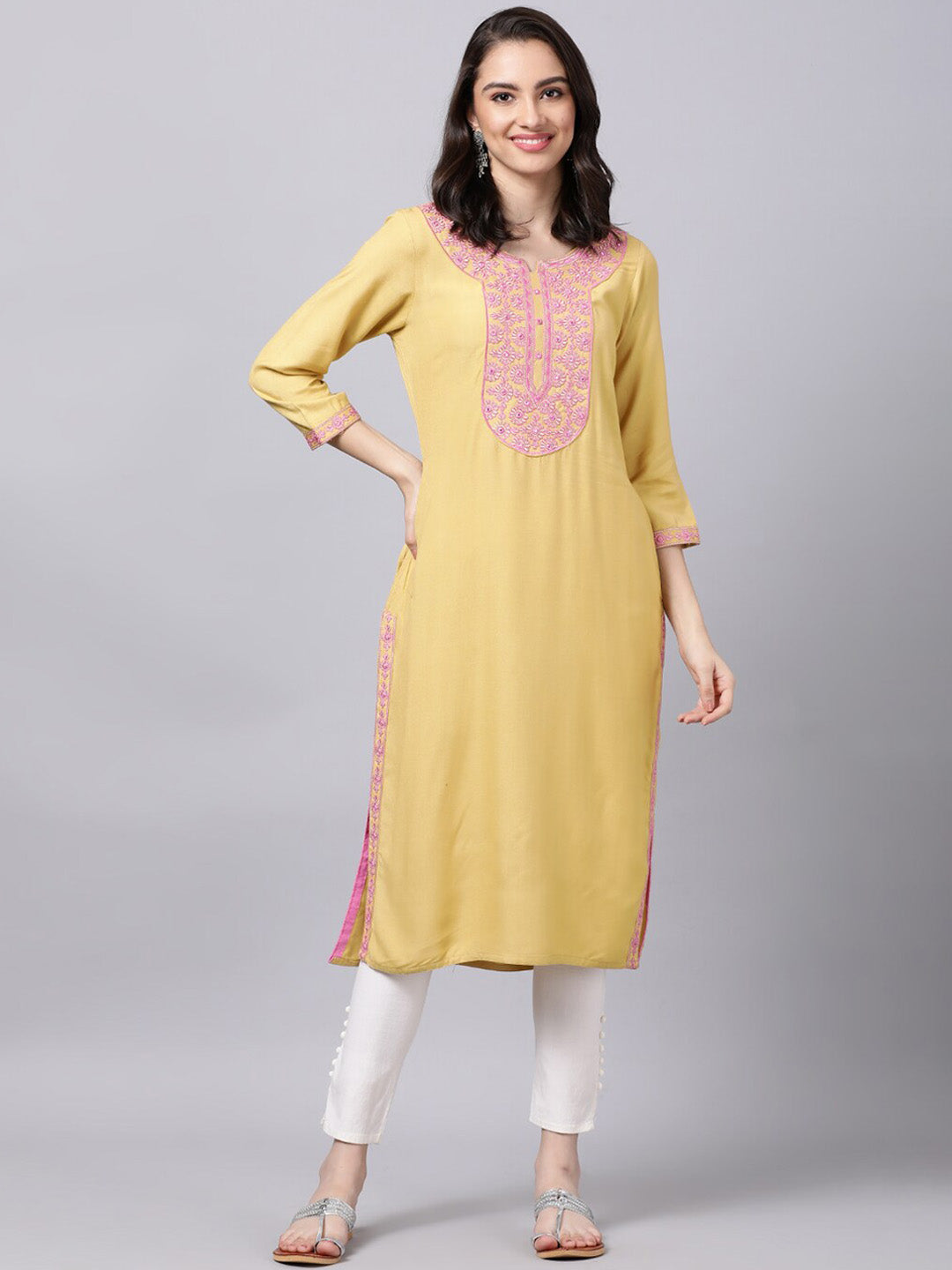 Souchii Women Blue Floral Yoke Design Grandeur & Majestic Artwork Kurta
