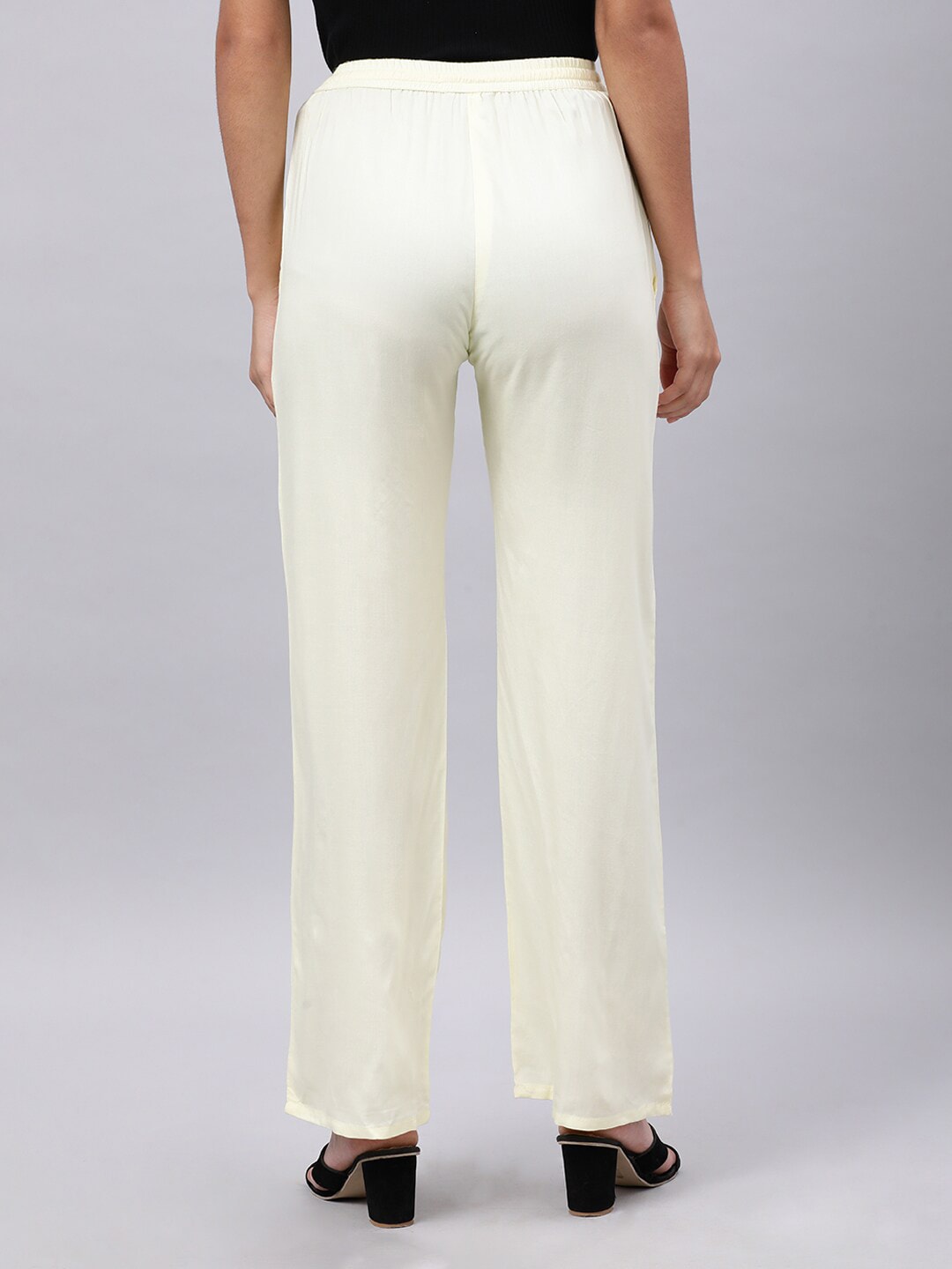 Souchii Cream-Coloured Liva Palazzos