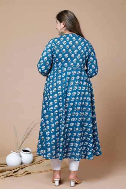 Miravan Women's Plus Size Blue & White Ethnic Motifs Printed Cotton Anarkali Kurta