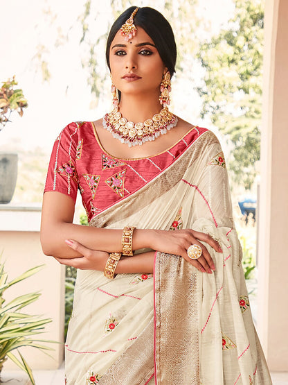 Saree Mall Floral Embroidered Sequin Embellished Zari Saree
