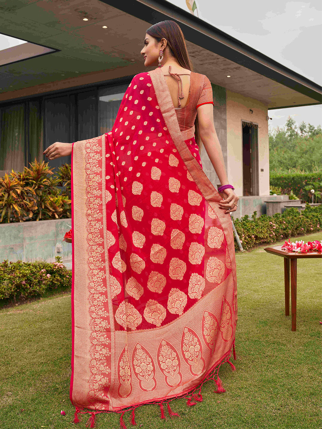Tikhi Imli Pink Ethnic Motifs Woven Design Zari Saree