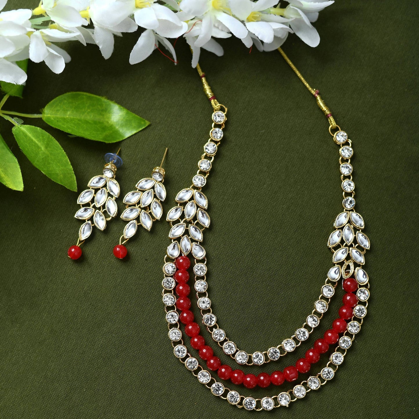 Mominos Fashion Johar Kamal Handicraft Finish White & Red Pearls Choker For Women (White/Red)