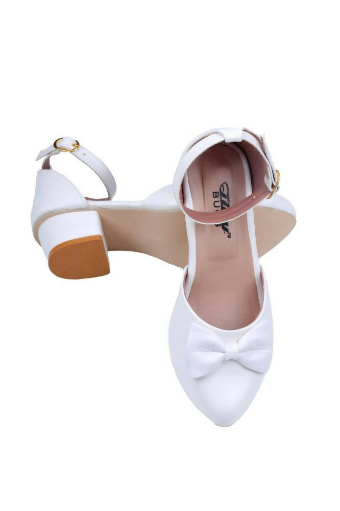 Tiny Bugs Girls Bow Embellished Ballerinas - White