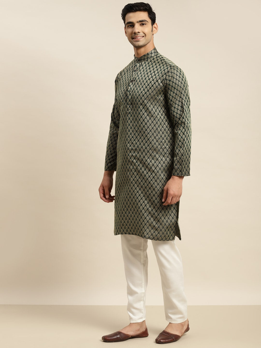 Sojanya Men Green Ethnic Motifs Kurta with Churidar & Nehru Jacket