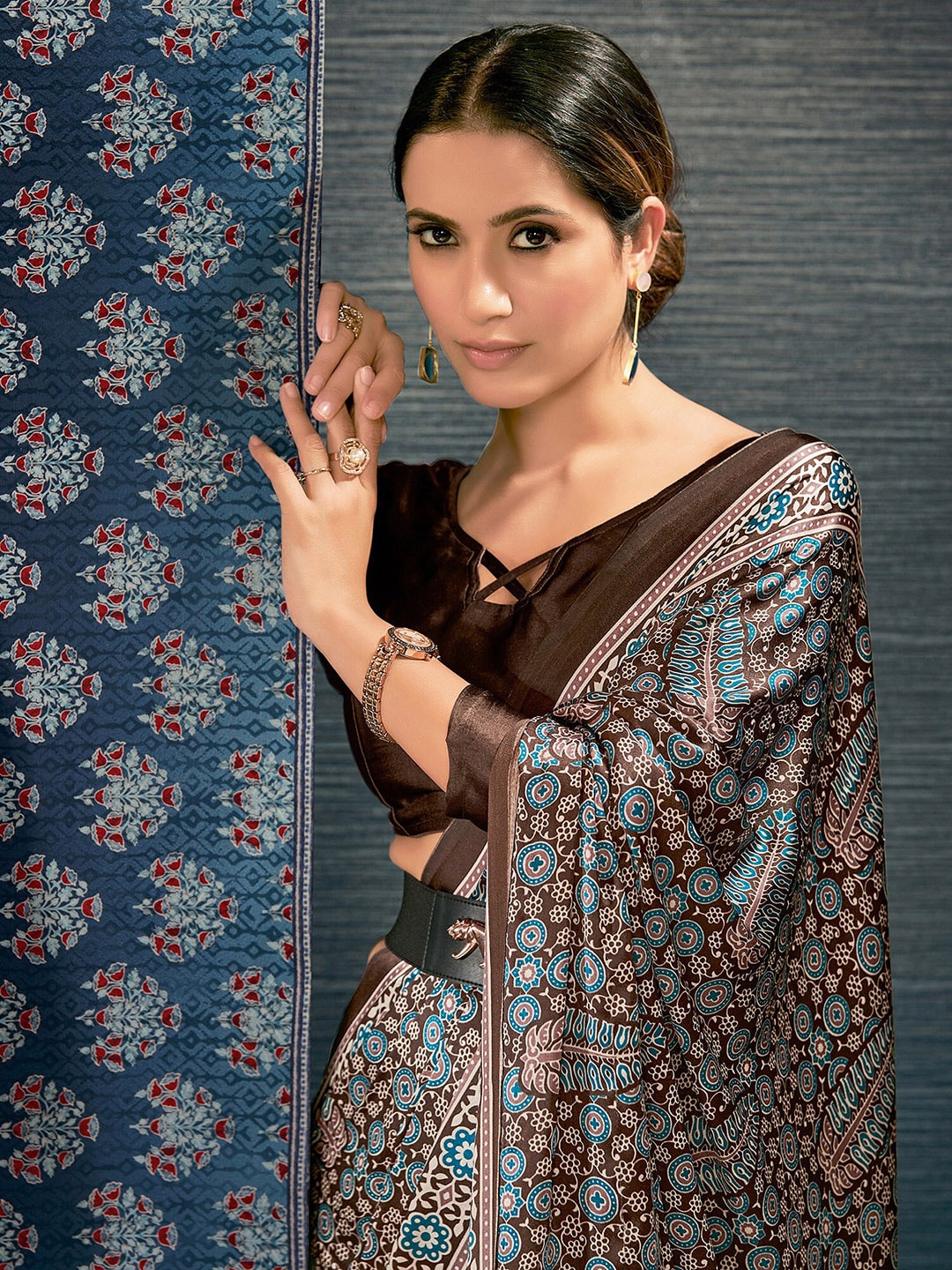 Saree Mall Brown & Blue Ethnic Motifs Printed Pure Crepe Block Print Saree