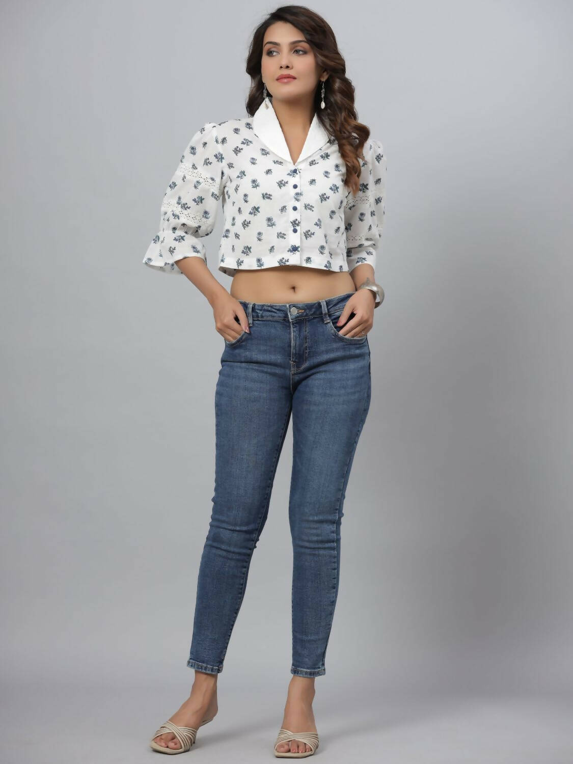 Juniper Women's White Printed Top