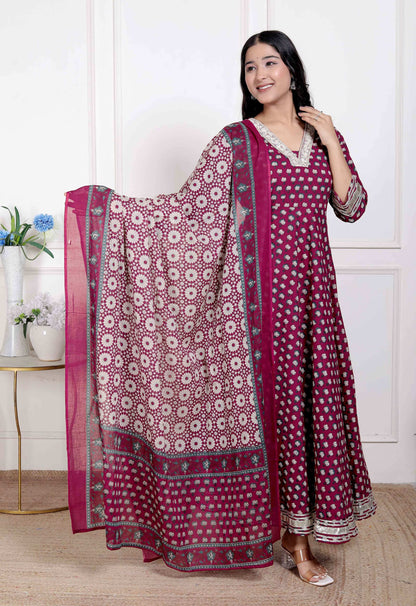 Miravan Women's Maroon embroidered Anarkali Kurta and Dupatta