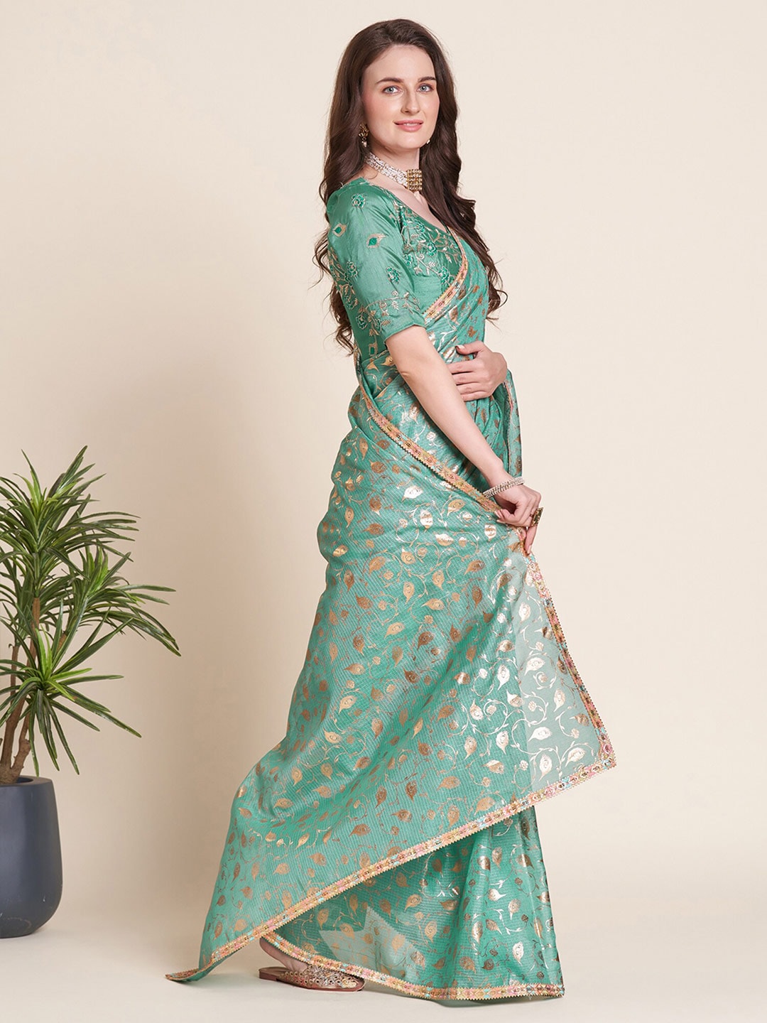 Saree Mall Floral Printed Sarees