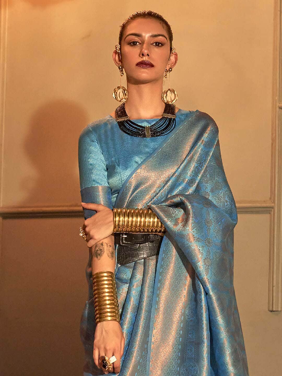 Saree Mall Woven Design Zari Silk Blend Kanjeevaram Sarees