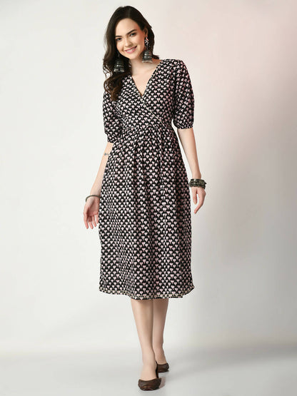 Myshka Women's Black Empire Printed Dress