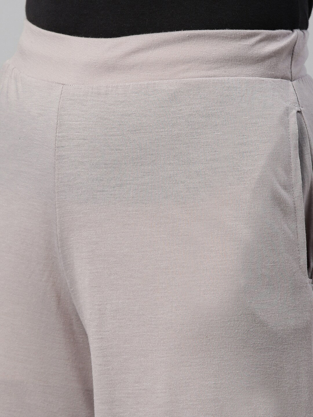 Souchii Women Grey Knitted Palazzos