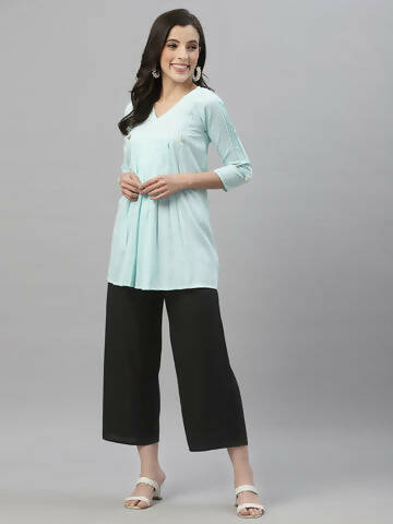 Juniper Women's Black Rayon Straight Solid Pant/Slim Pant