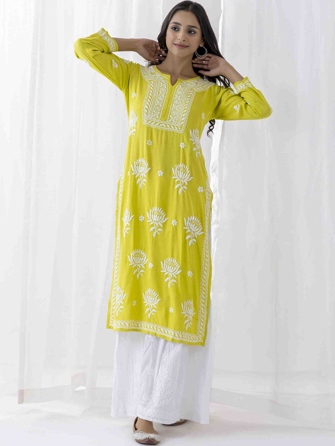 HOUSE OF KARI Floral Chikankari Embroidered Cotton Straight Kurta