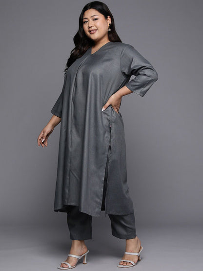 Sztori Long Sleeves V-Neck Cotton Regular Kurta with Trousers