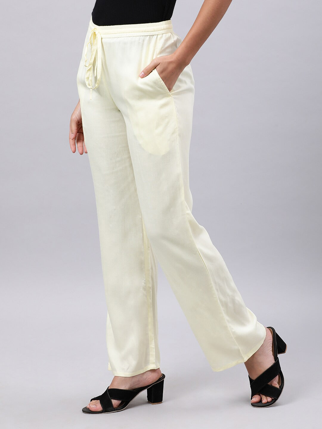 Souchii Cream-Coloured Liva Palazzos