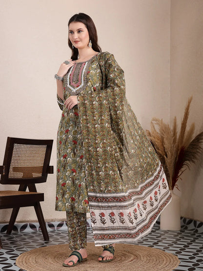 Yufta Green Cotton Lace Work On Yoke Straight Kurta Dupatta Pant Set