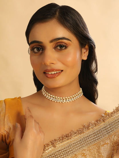 Nuyug 22K Gold Plated Kundan Refined Sleek Matha Patti