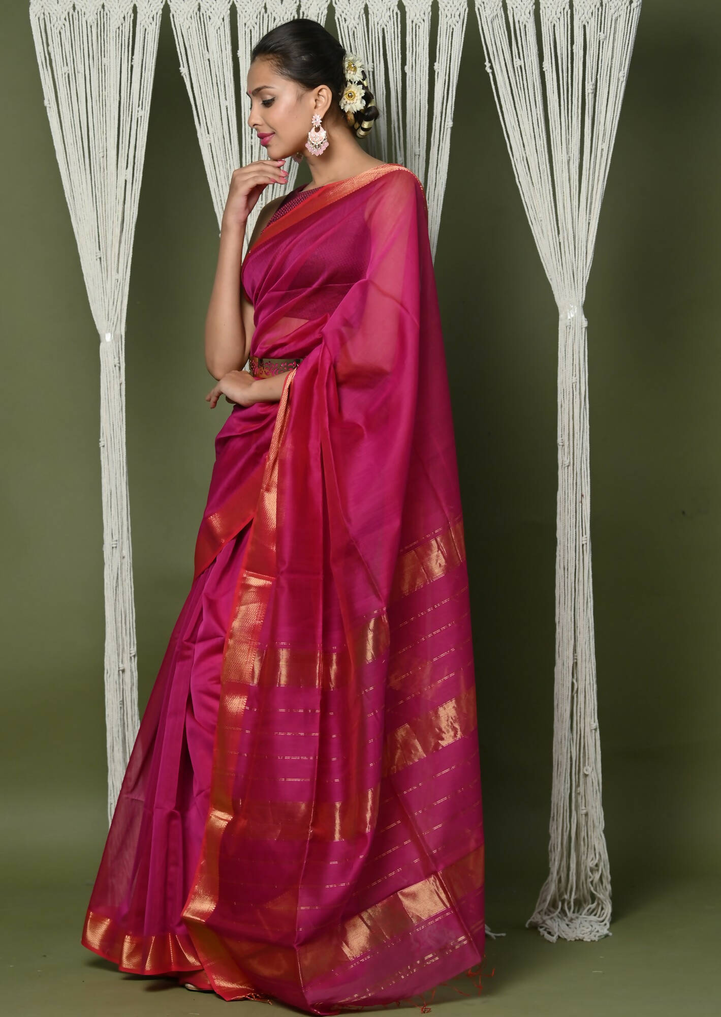 Very Much Indian Handloom Cotton Silk Maheshwari Saree With Sleek Golden Border - Red