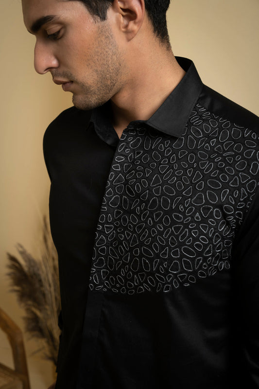 Distorted by Hilo Design