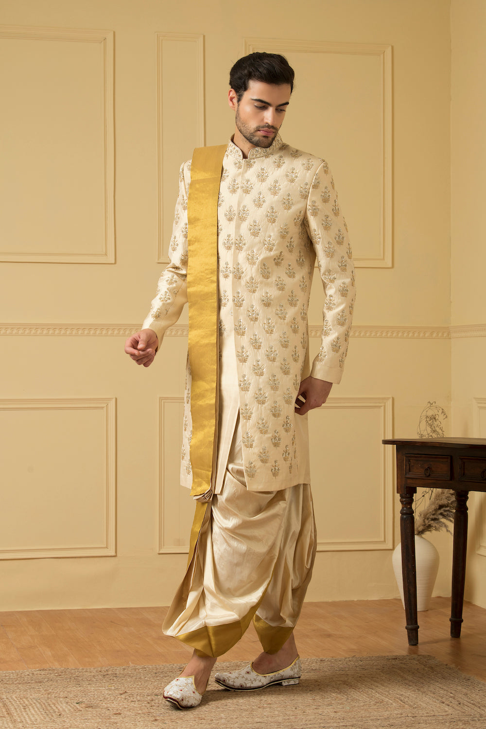 Esplendor Designer Men's Sherwani by Hilo Design