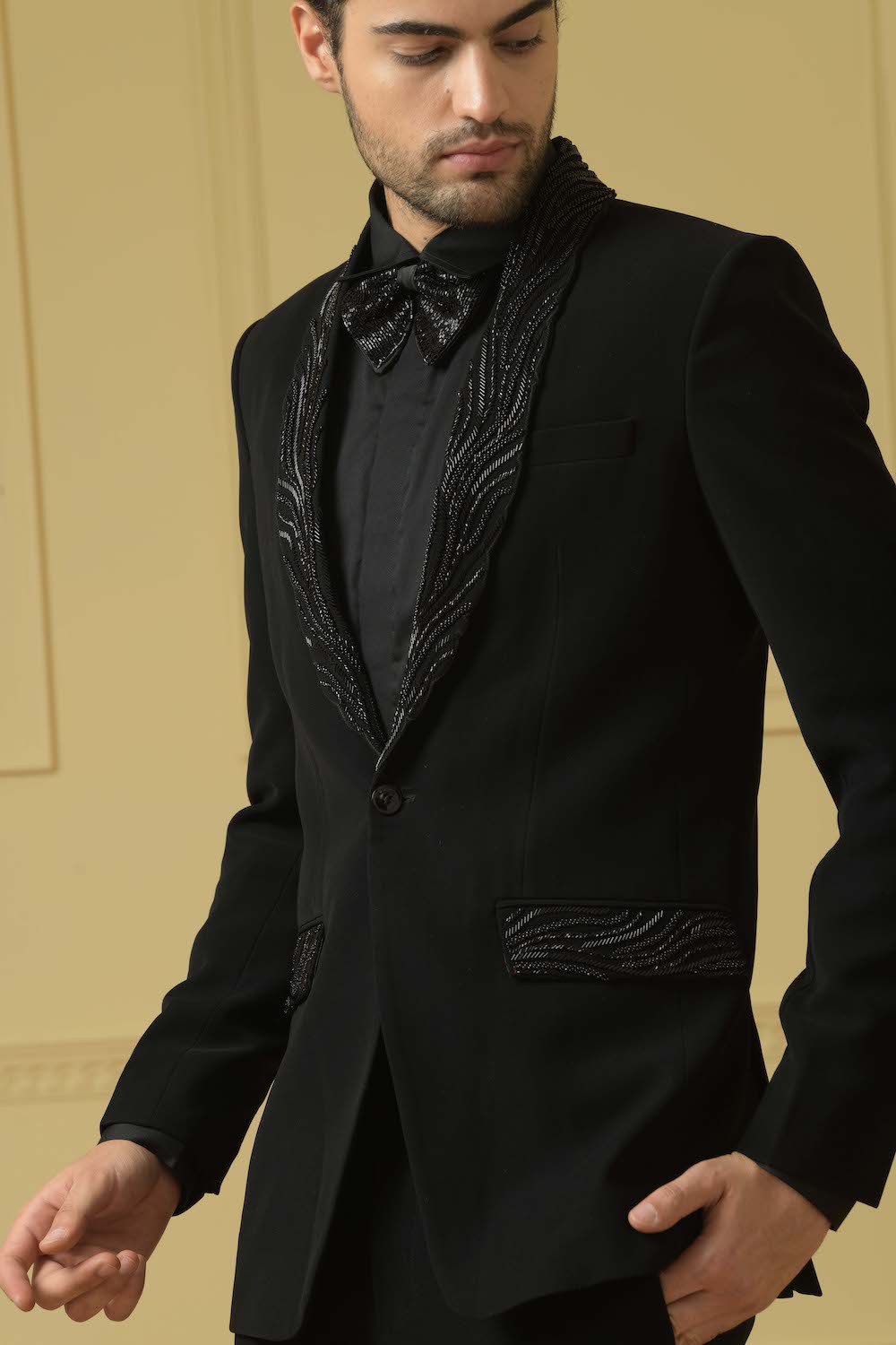 Carmen Designer Men's Blazer by Hilo Design