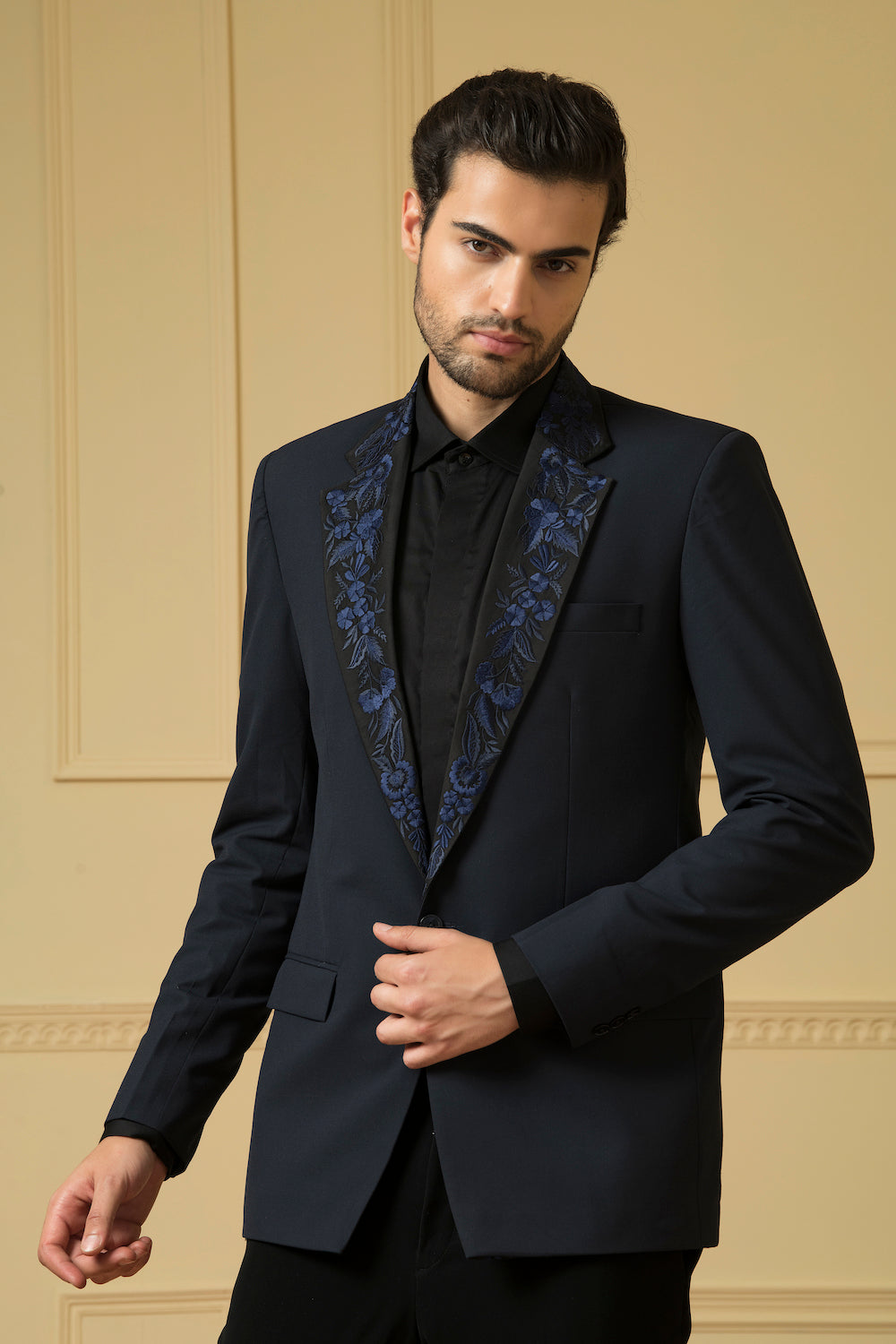 Brisa Designer Men's Blazer by Hilo Design