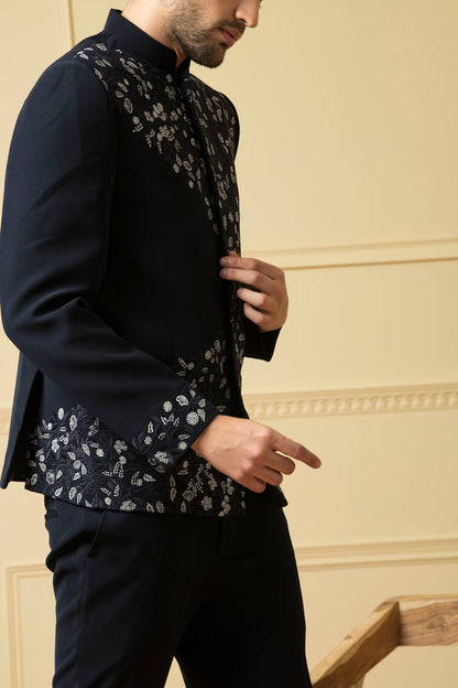 Valiente Designer Men's Indo western Set by Hilo Design