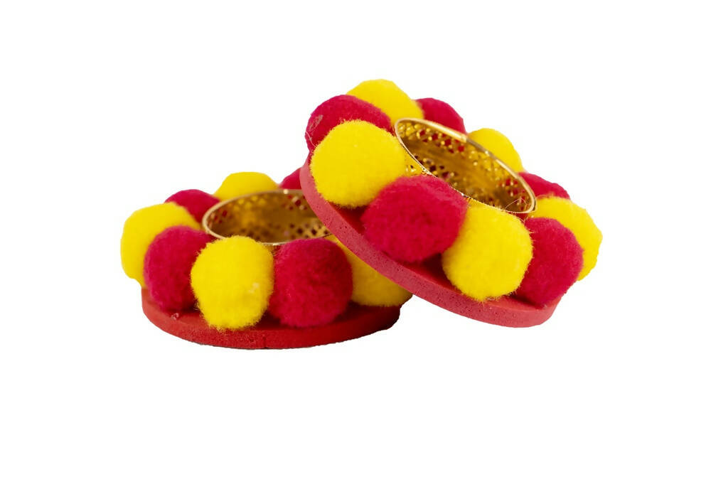Kundan HandiKrafts Designer Floating Multi Coloured Pom Pom Candle Holders