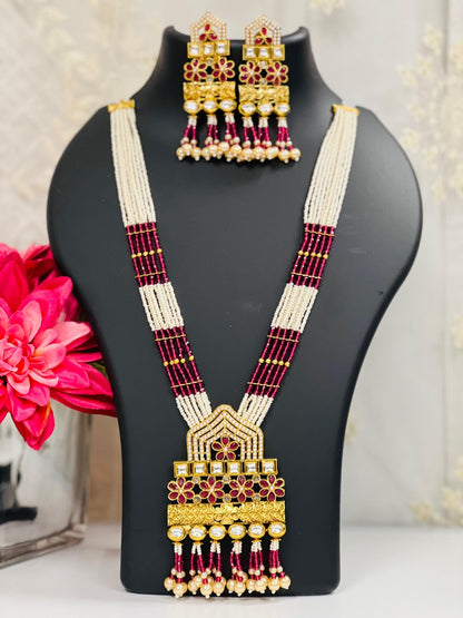 Pearl necklace set