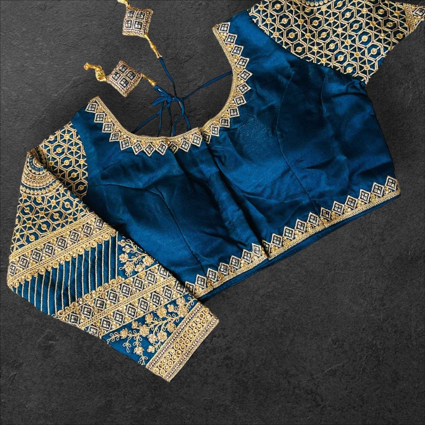 Full sleeves blouse