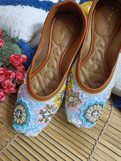 Desi Colour Women Indian Ethnic Footwear-Heavy Emb -8