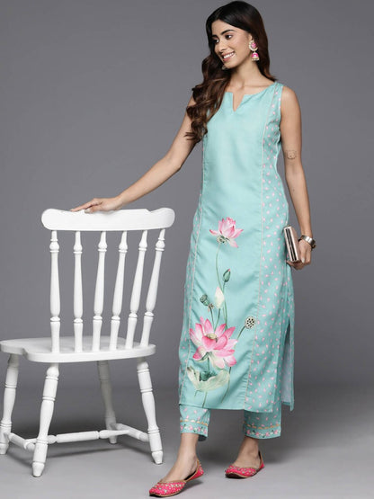 Ahalyaa Women's Traditional wear Kurta Set - Blue