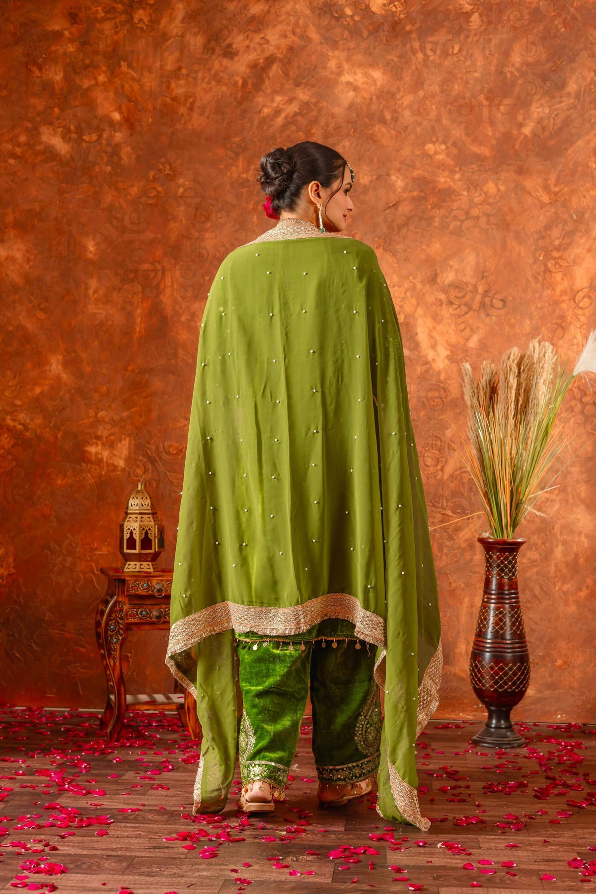 Joban Fashion Olive Green Velvet Embroidery Kurta Set