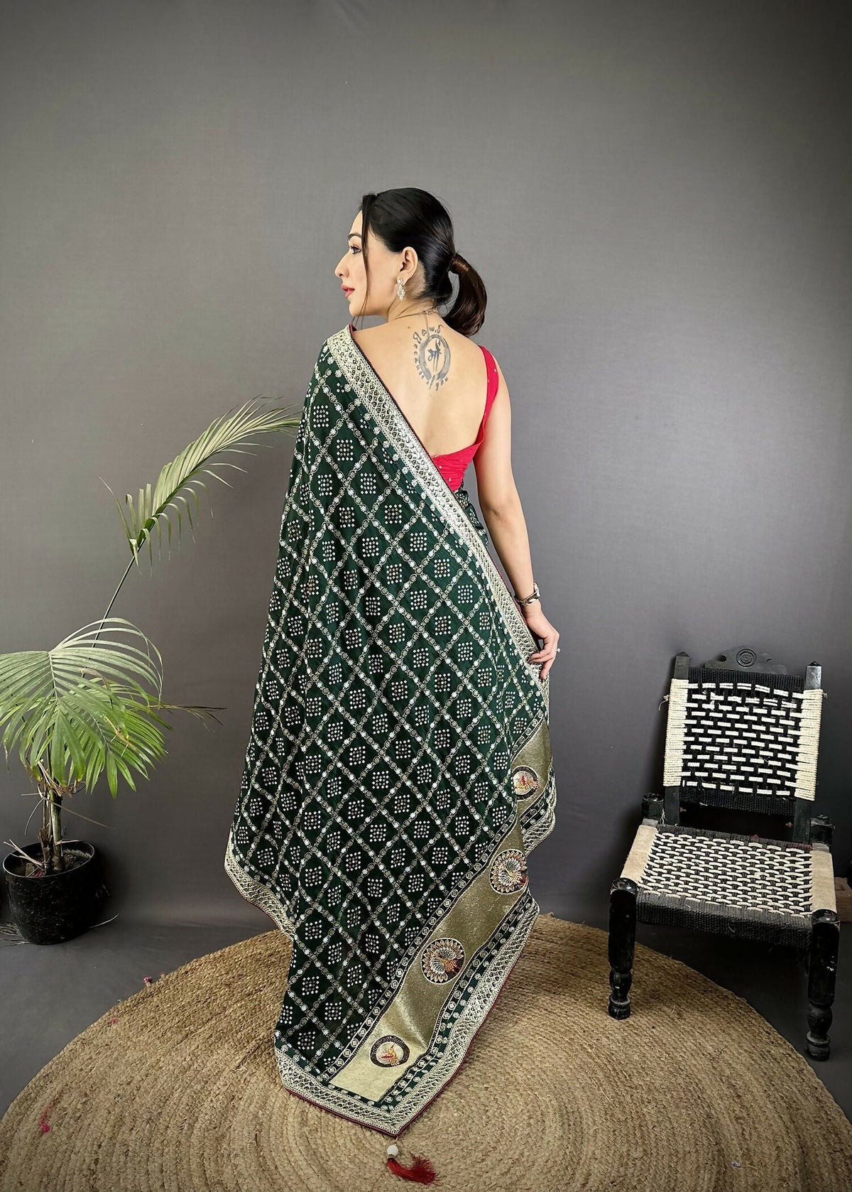 Joban Fashion Dark Green Bandhej Bandhani Vichitra Silk Bandhani Prints Saree