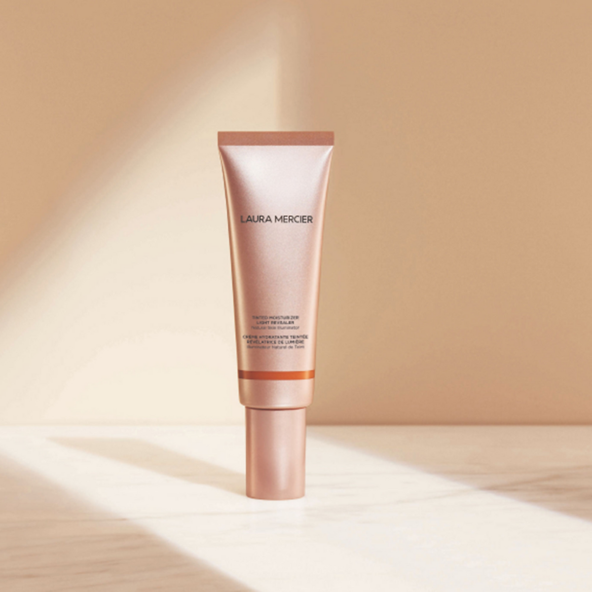 Laura Mercier Tinted Moisturiser Light Revealer Natural Skin Illuminator Spf 25 - 5W1 Tan