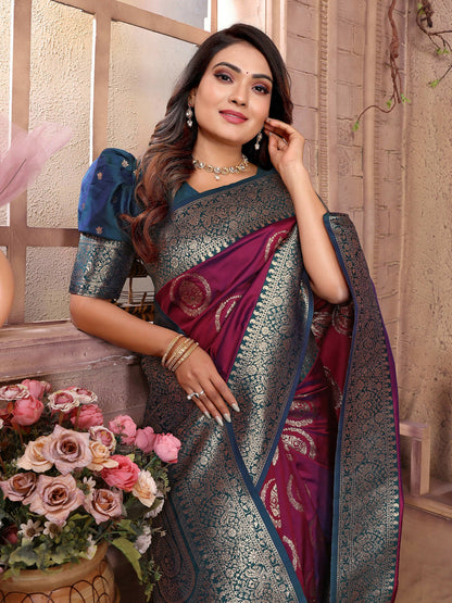 Joban Fashion Magenta Banarasi Soft Silk Woven Saree